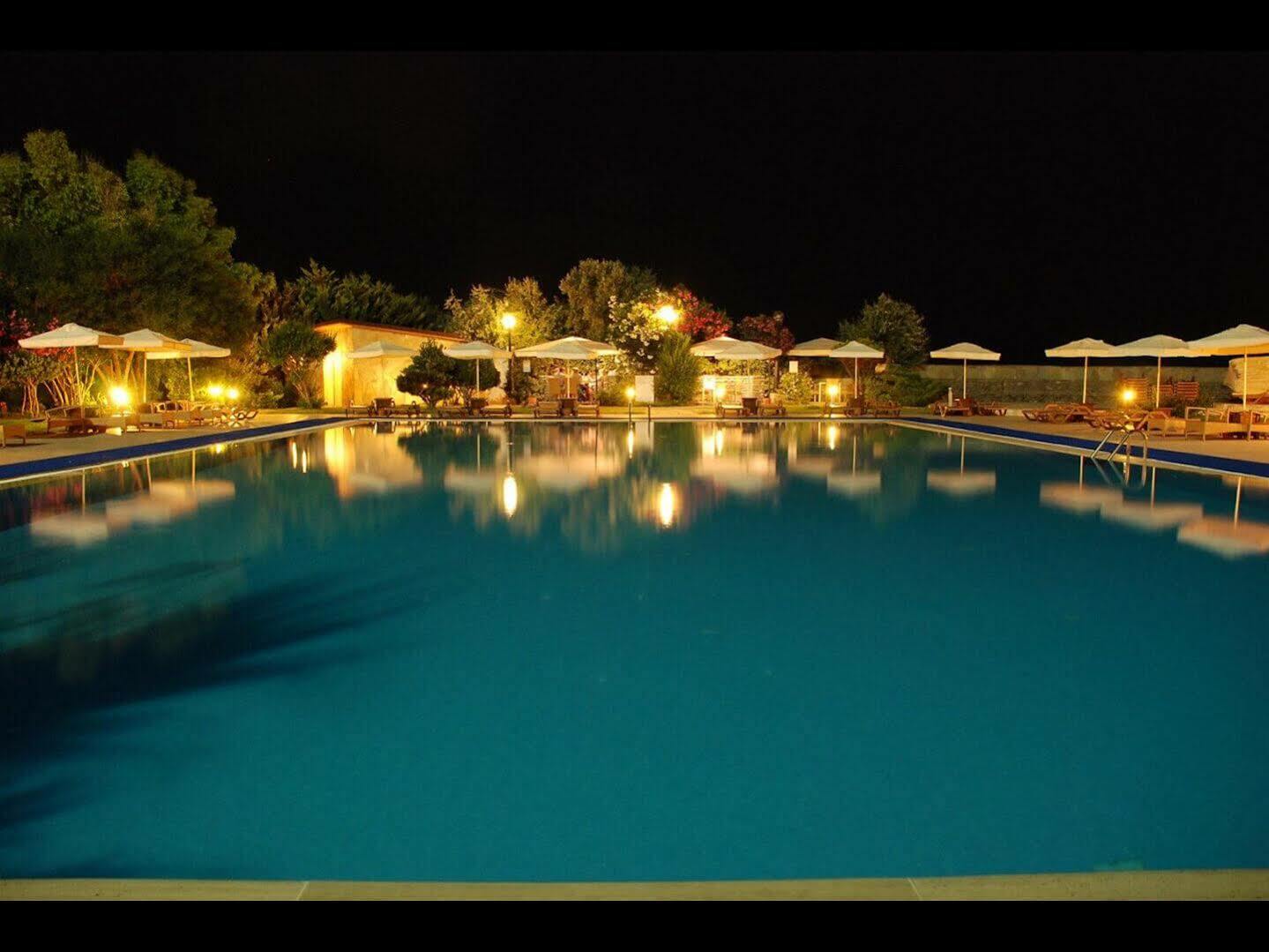 Babaylon Hotel Çeşme Kültér fotó
